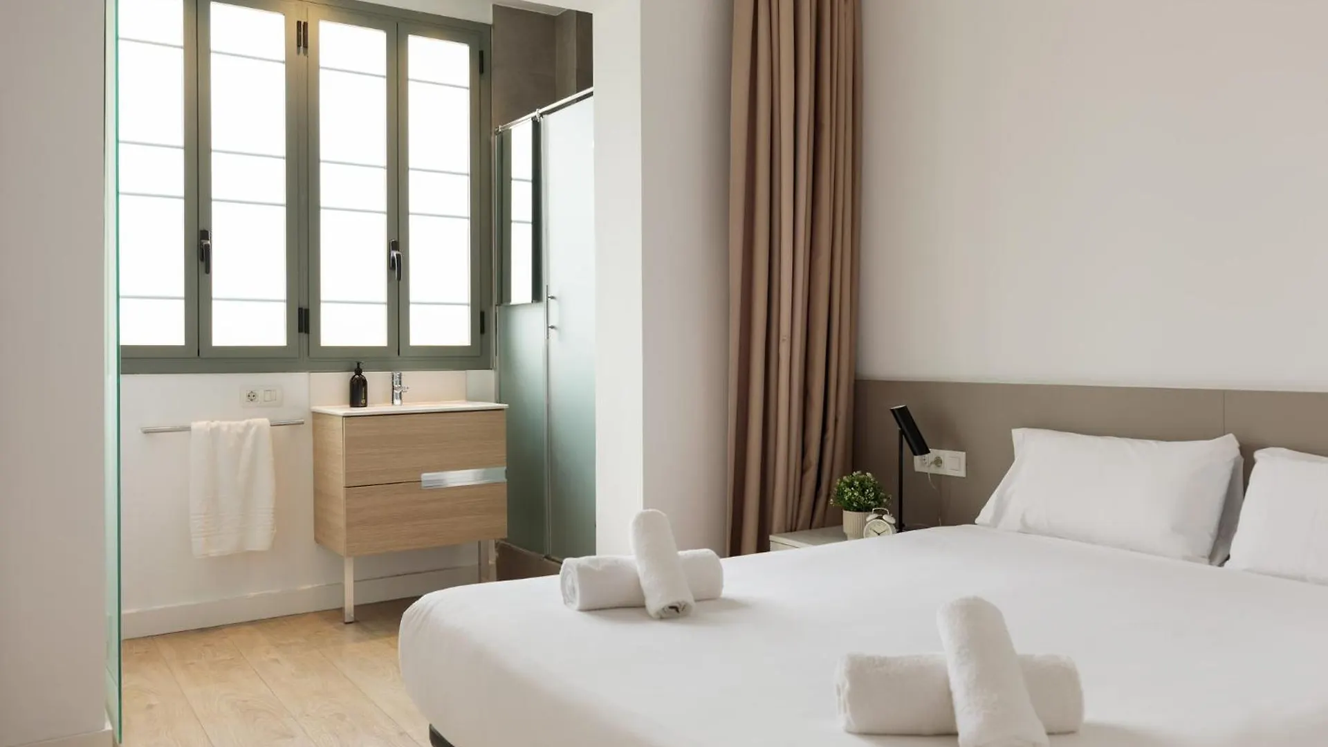Apartment Ola Living Viladomat Barcelona Spain